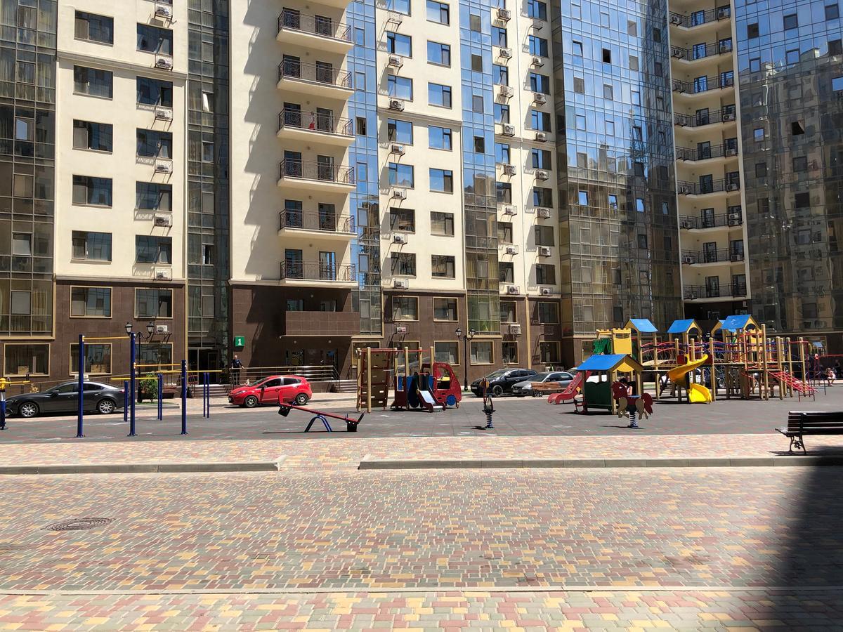 Zhemchuzhnie Apartments On Marselskaya Odesa Exterior photo
